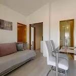 Somi Apartman *