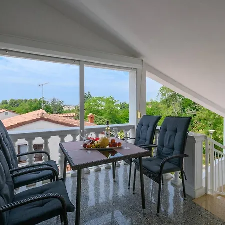 Somi Apartment *