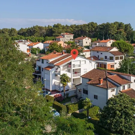 Somi Apartment Porec