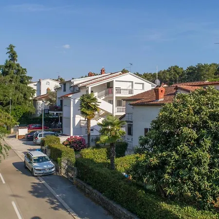 Somi Apartment