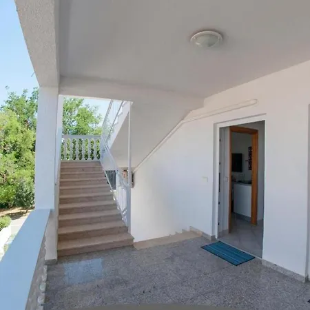 Somi Apartment *
