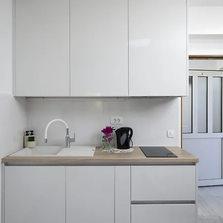 Somi Apartman